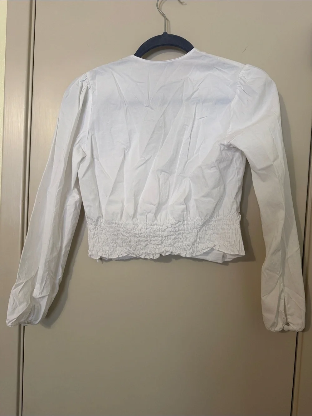 Zara White V-Neck Cropped Button-Front Blouse